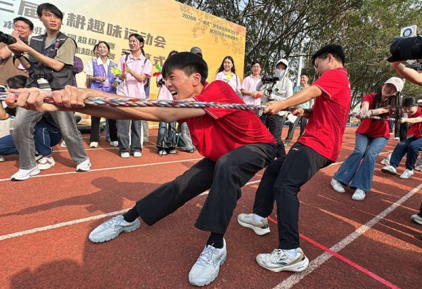 体验农事劳作，华南农业大学首届“农超”开赛