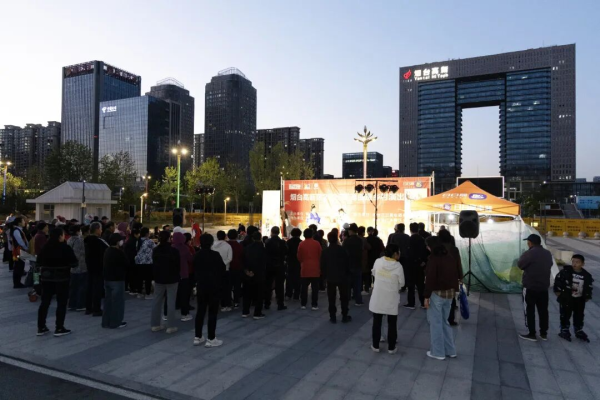 “舞乐山海”好戏登场：吕剧《龙凤面》点亮高新之夜